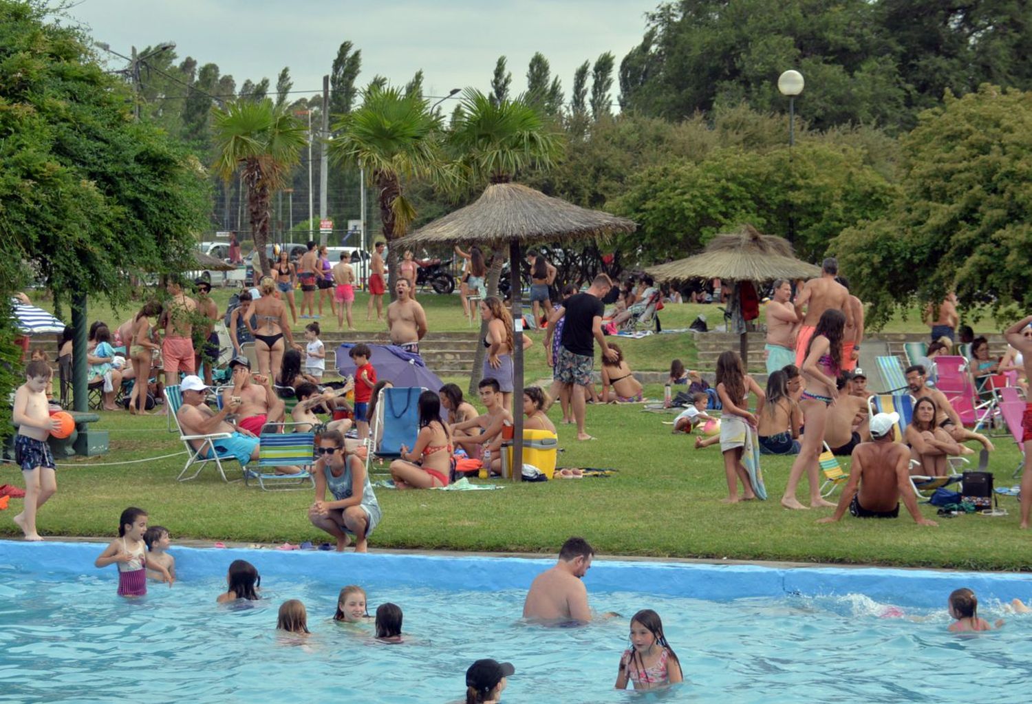 Con el Balneario del Sol a pleno, anticipan toboganes  acuáticos para años venideros