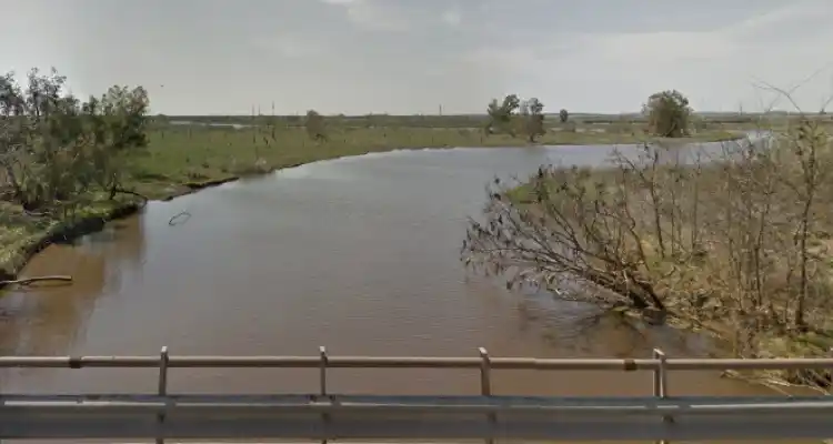 Los desvalijaron cuando pescaban en el río Arrecifes
