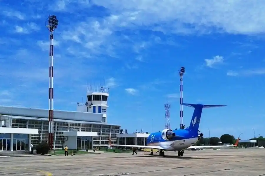 El Aeropuerto Sauce Viejo participó por primera vez en misiones comerciales internacionales