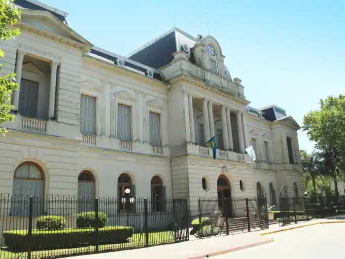 Un municipio bonaerense nombró a una IA como funcionaria