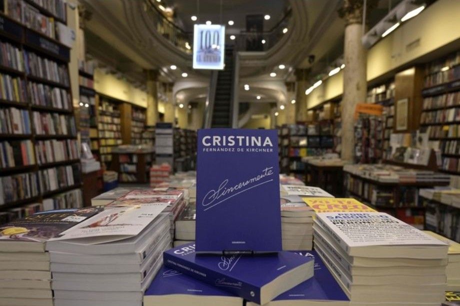 "Quisieron destruirme": Las 8 frases más fuertes de "Sinceramente", el libro de Cristina Kirchner