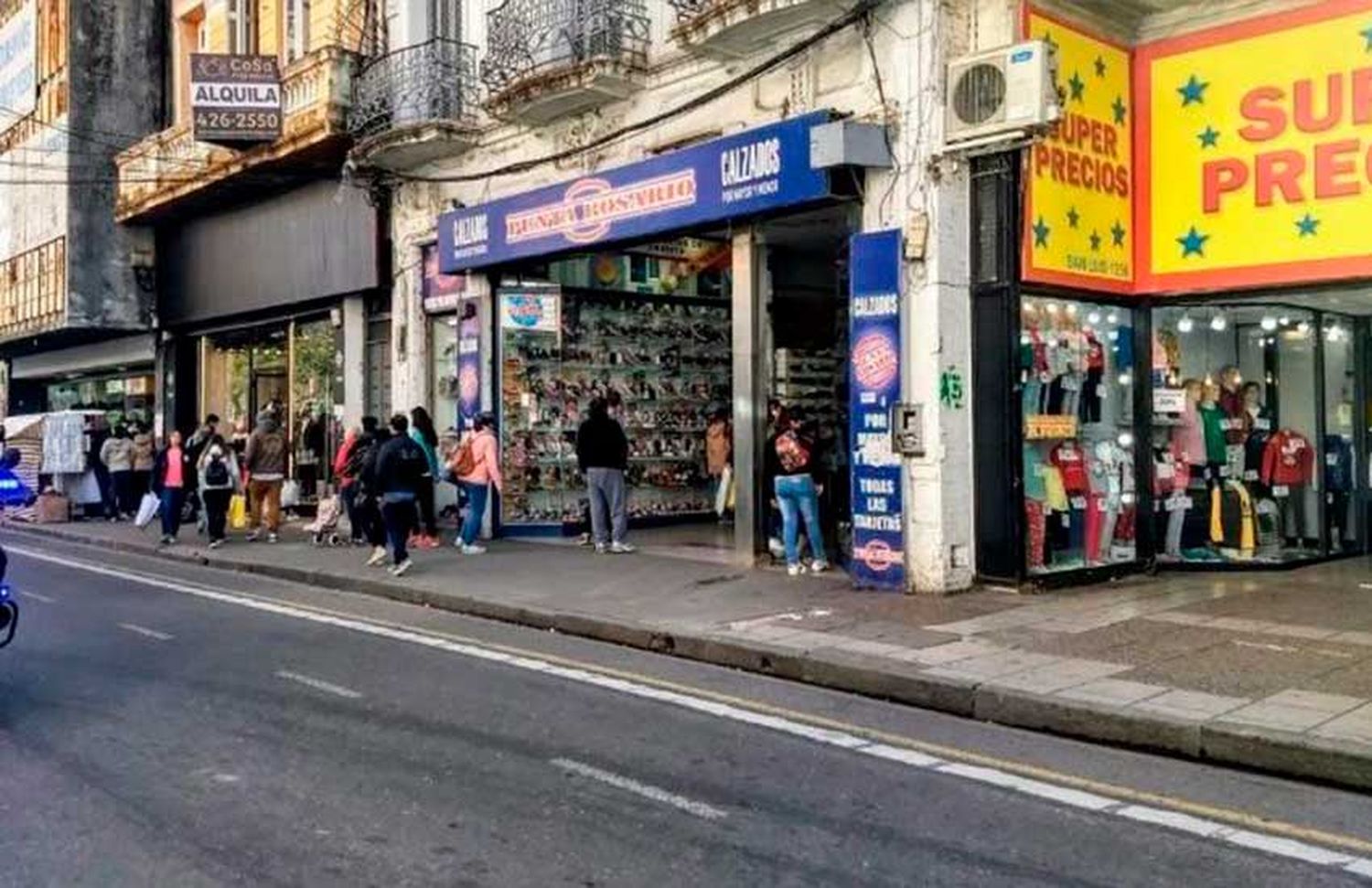 Las ventas en calle San Luis bajaron un 3% en febrero