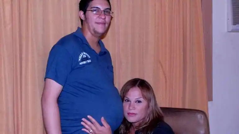 Nació la hija del primer hombre embarazado de la Argentina