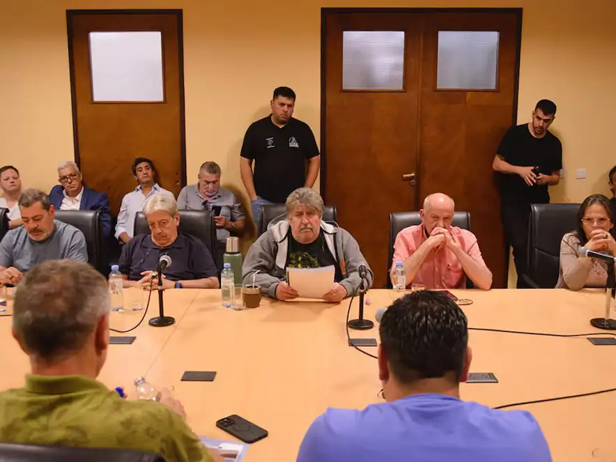 Abel Furlán y otros sindicalistas de la industria, en la reunión con la CGT del 17 de diciembre.