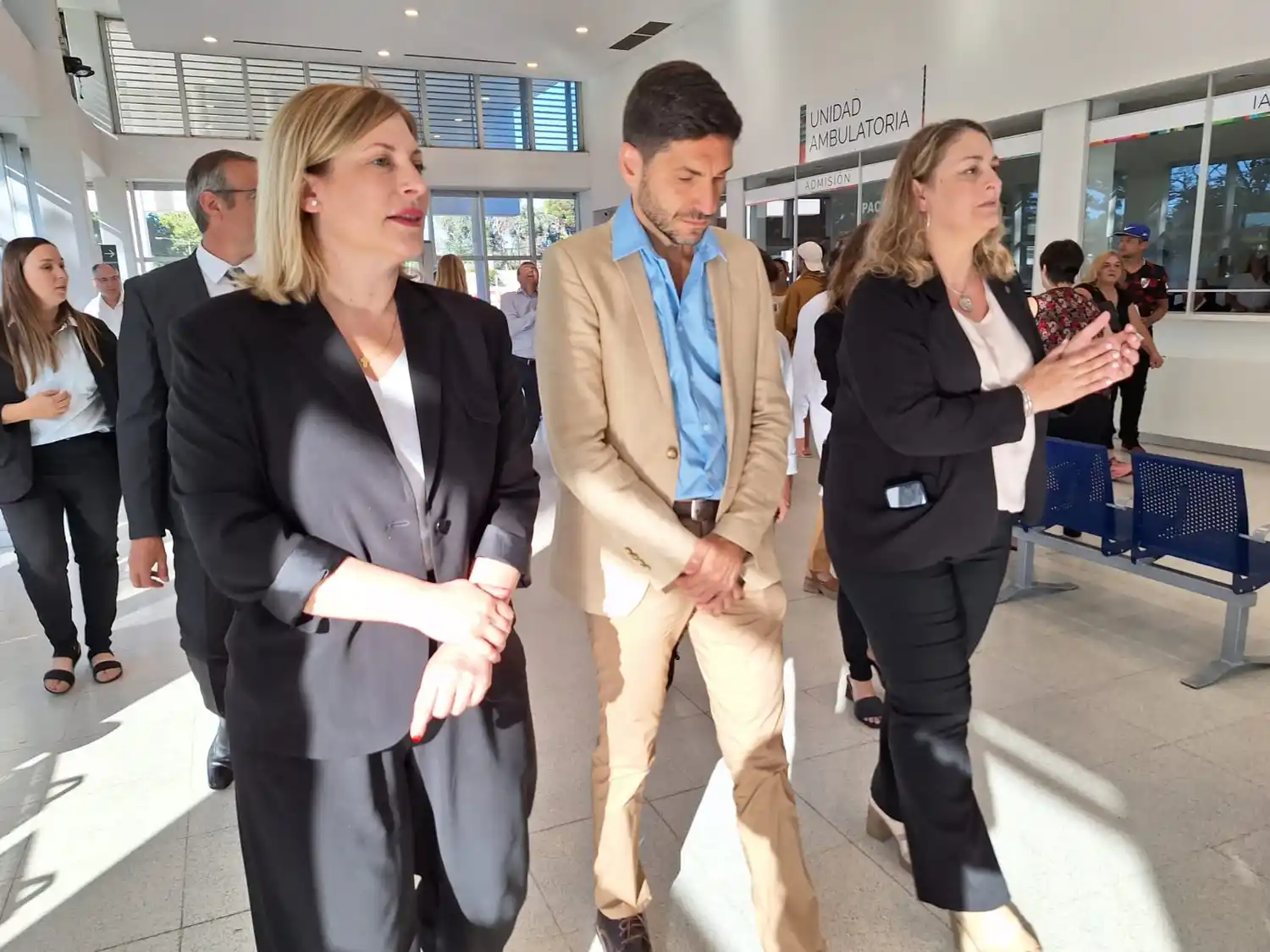 Asuncion autoridades hospital Gutierrez - 3