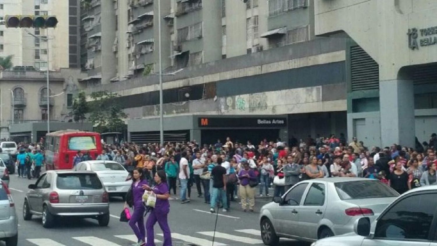 SEGÚN DATINCORP: En Venezuela no quieren un presidente chavista ni uno opositor