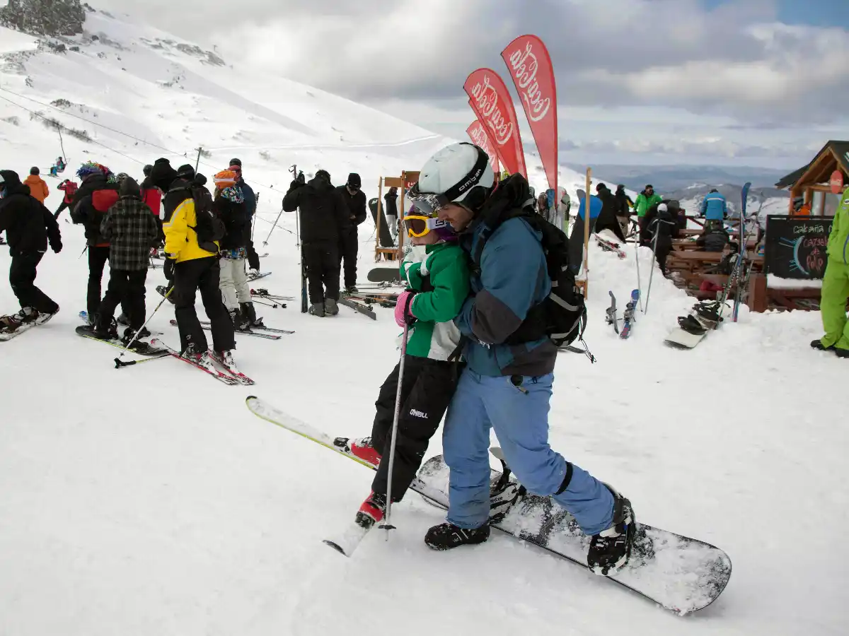 La nieve y el avistaje de fauna marina son los productos salientes de Río Negro para el invierno