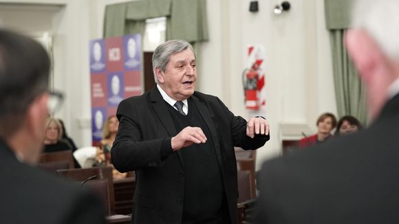 Roberto Goldar fue reconocido como “Embajador cultural” de Necochea