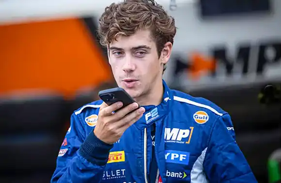 "Están todos locos en Twitter": Franco Colapinto explicó por qué compartió un posteo sobre Bahía Blanca