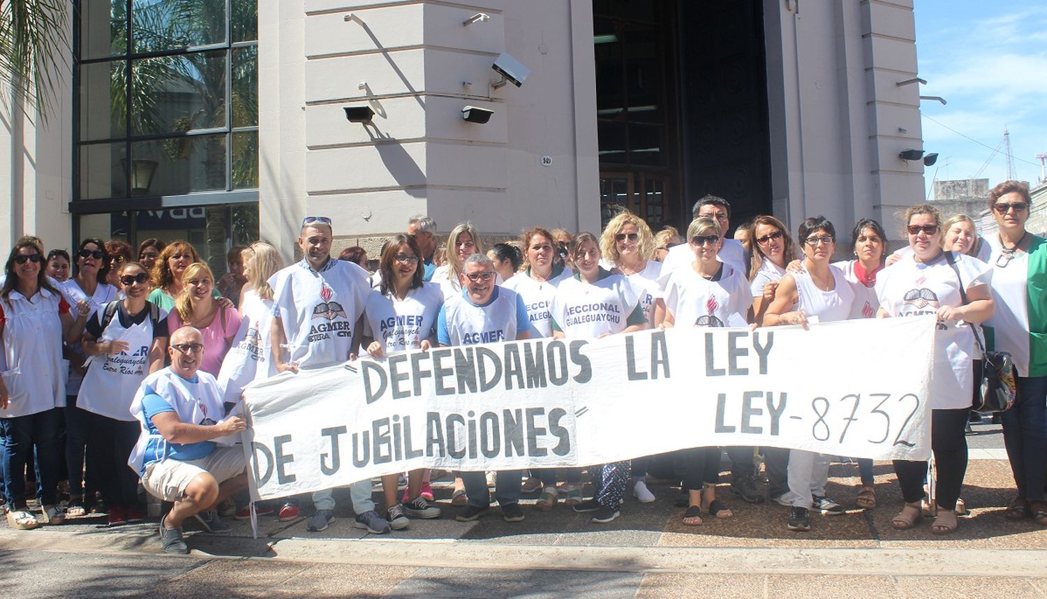 Salarios y ley de jubilaciones: la agenda de los docentes que aborda el Gobierno
