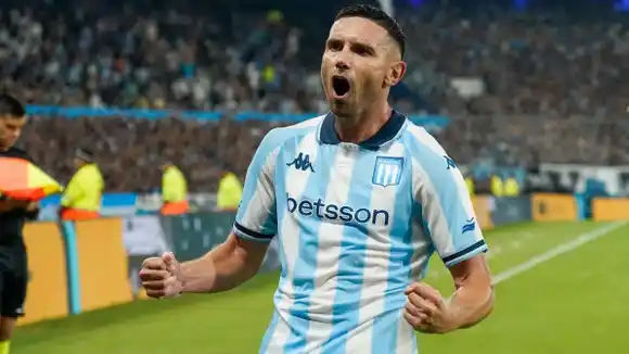 Racing vuelve a la actividad ante San Martín de San Juan en la Copa Argentina