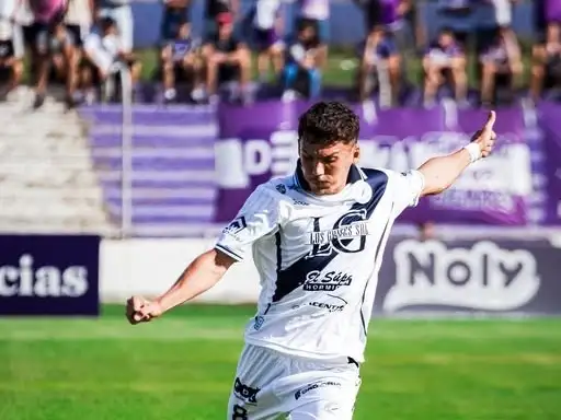 Vallejo anotó para Deportivo Merlo.