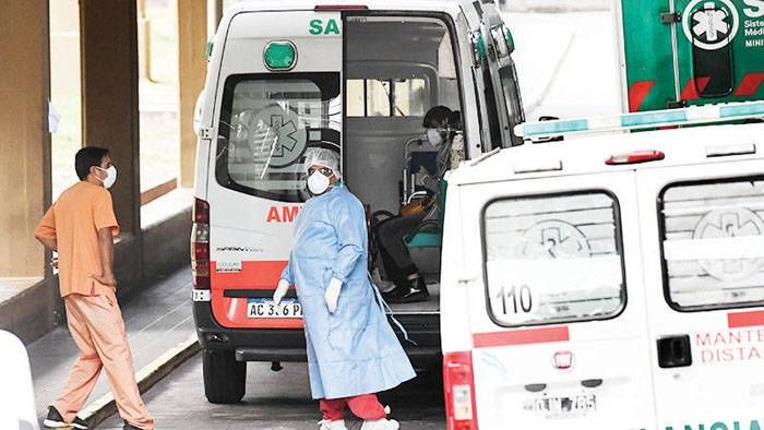 Reportaron 5.328 contagios en el país y 194 muertes en las últimas horas