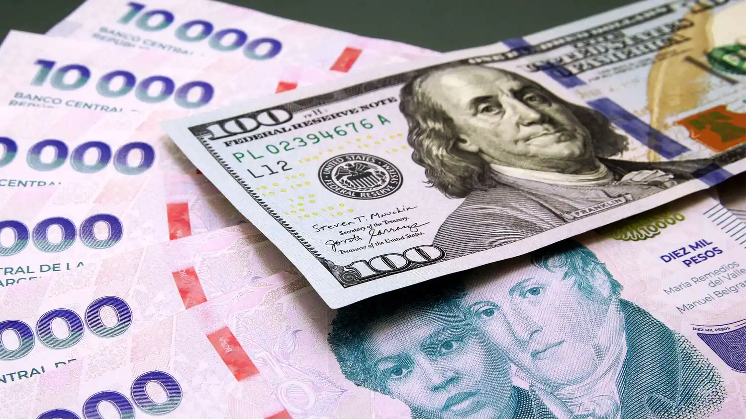 El dólar libre en Mar del Plata concluyó la jornada en $1430 comprador y $1450 vendedor.