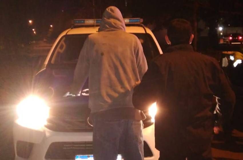 Lo aprehendieron por intentar robar armado una cafetería