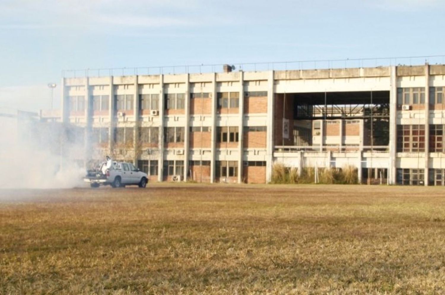 La UNR retoma su actividad administrativa a puertas cerradas