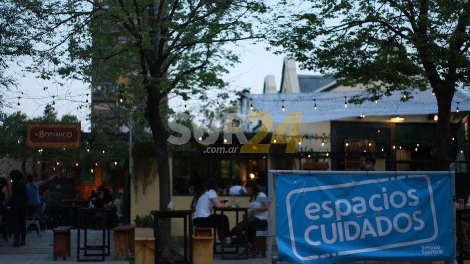 El Ejecutivo a favor de la instalación de un deck en bar de calle Mitre