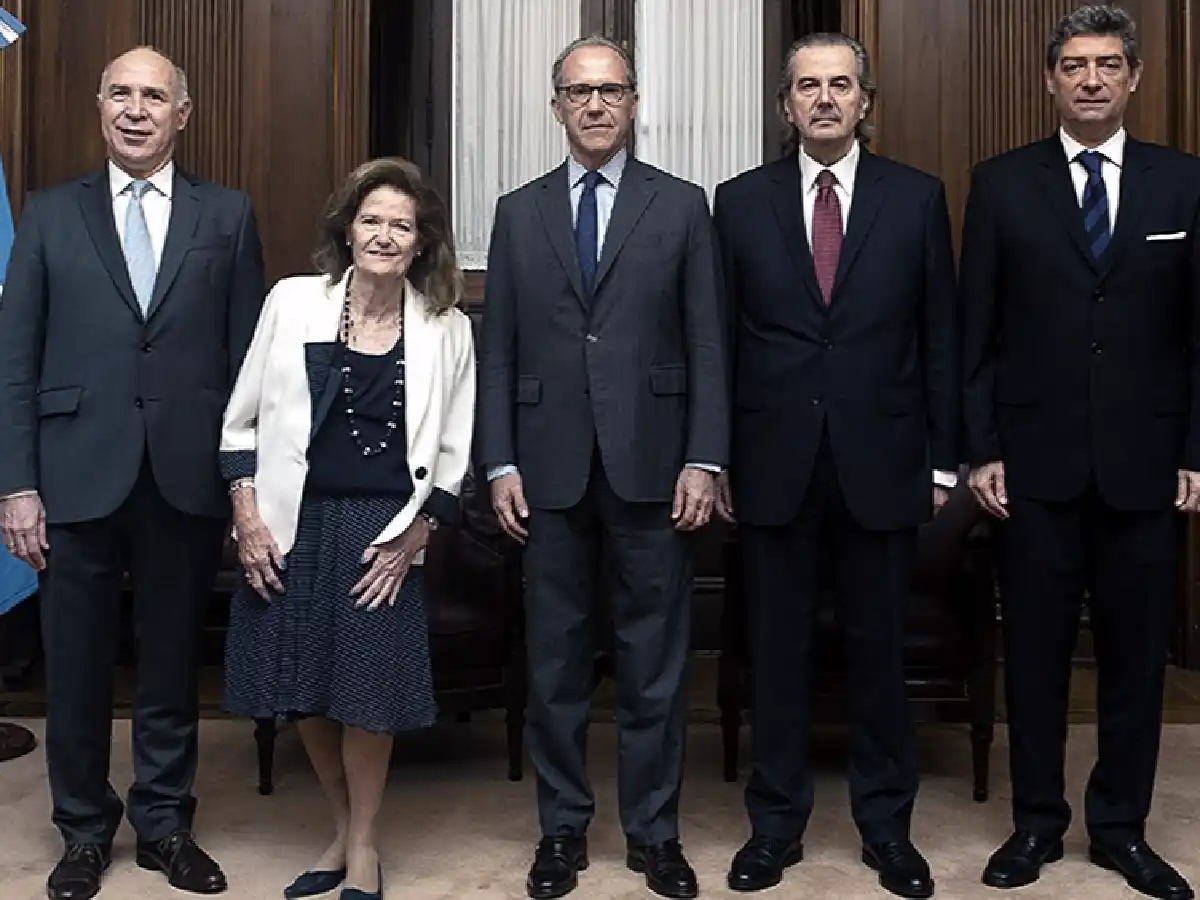 La Corte Suprema define el martes si interviene en los casos de traslados suspendidos