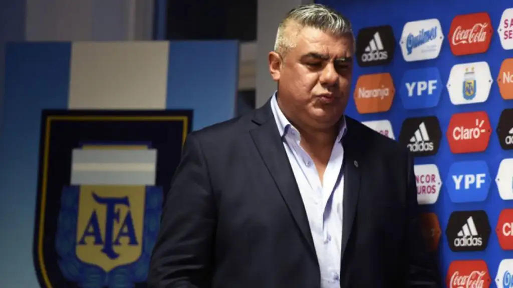 Claudio Tapia acompañará las obras de Santamarina