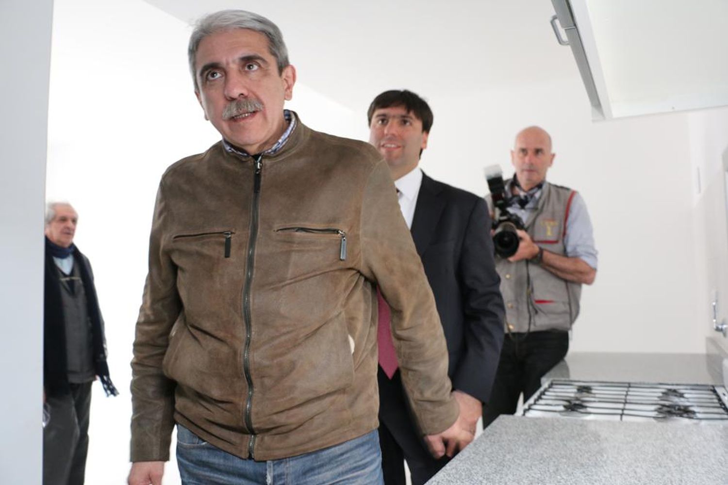Fernández: “Quiero agarrar la Provincia así como está y gobernarla”