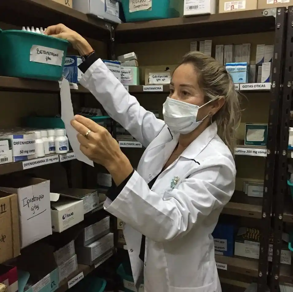 ¿Cuánto se invierte en medicamentos en el ámbito público?