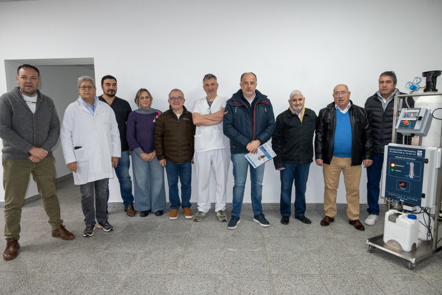 Presentaron el esterilizador portátil donado al Hospital Pirovano