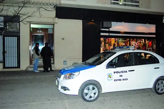 Encarcelaron al acusado de regentear a menor involucrada en el caso Farabello