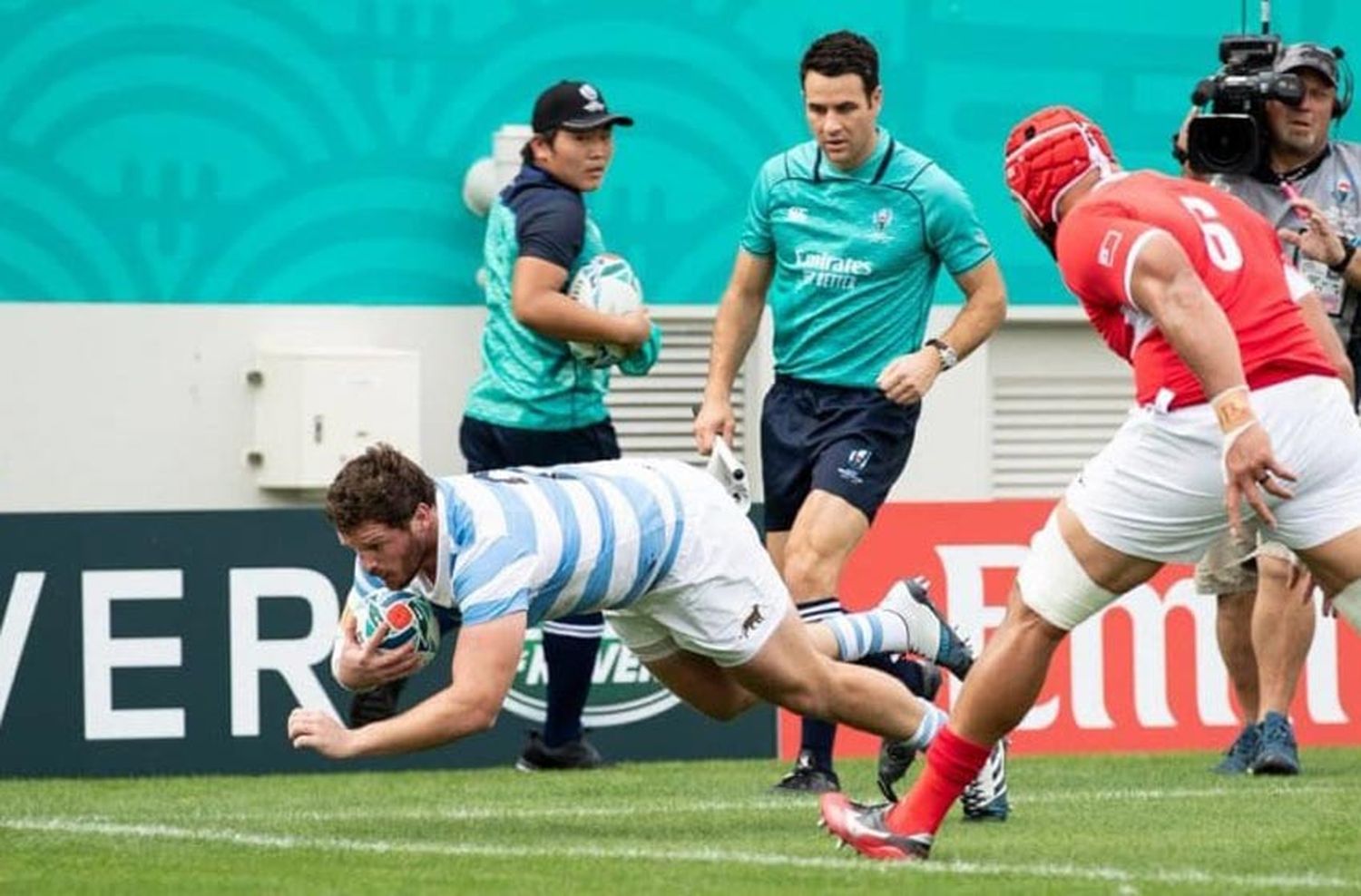 Los Pumas vencieron a Tonga y mantienen sus chances de clasificación