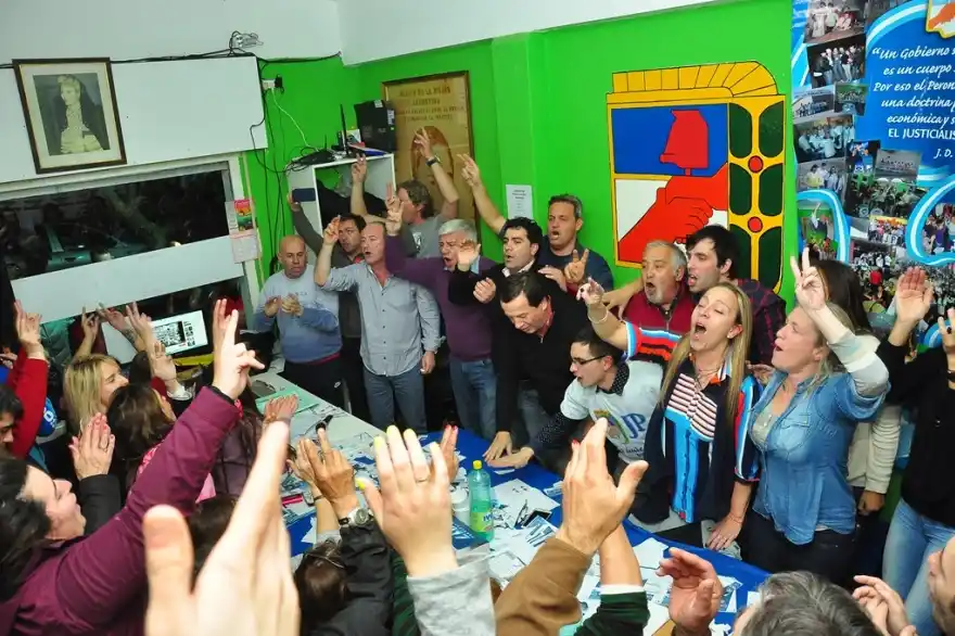 Elecciones 2017: Randazzo retiene Monte Hermoso, su bastión en el sur, y ya se habló de unidad peronista