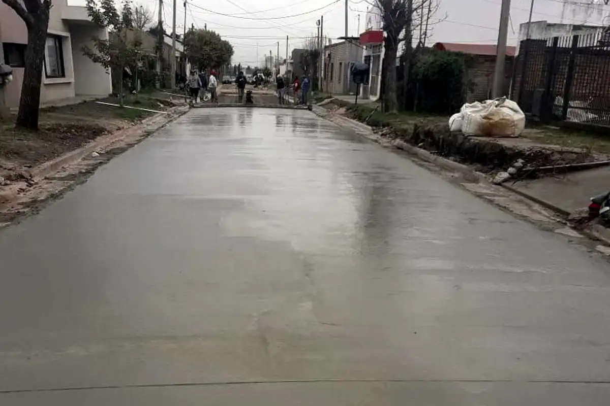 Continúa la pavimentación de calles a través de consorcios vecinales