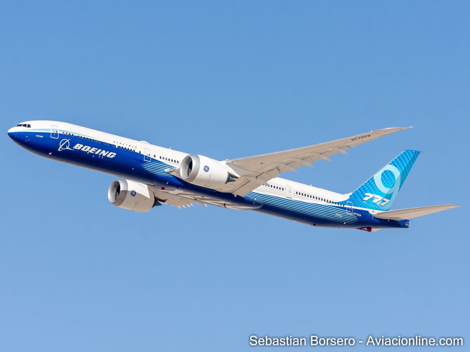 Boeing 777-9 vuelve a volar para la certificación.