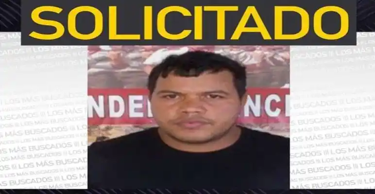 EL VAMPI Y QUE ESTÁ ENCONCHADO EN CÚCUTA y quiere que le lleven sus dos culebras