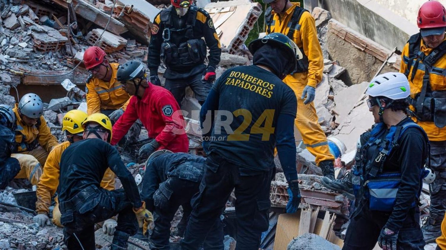 Lagna destacó el trabajo de bomberos en la casa derrumbada de Rosario