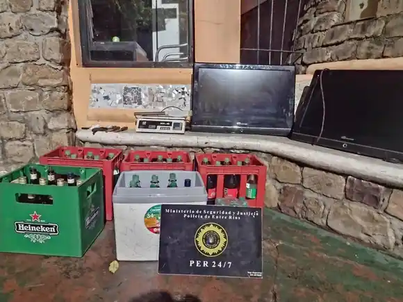 Personal del Comando Radioeléctrico frustró robo en local comercial