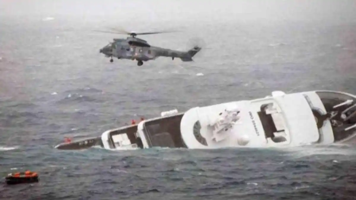 Naufragio de un yate en el Egeo deja tres muertos y decenas de desaparecidos