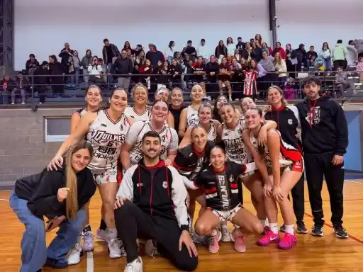 El "cervecero" ahora es el puntero de su zona en el Provincial Femenino de Basquet. Foto: Prensa Quilmes