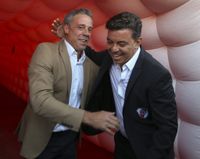 Pusineri, ovacionado