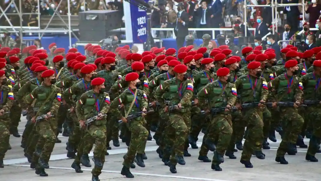 210 años de independencia con un desfile donde Maduro no estuvo ¿Qué más pasó?