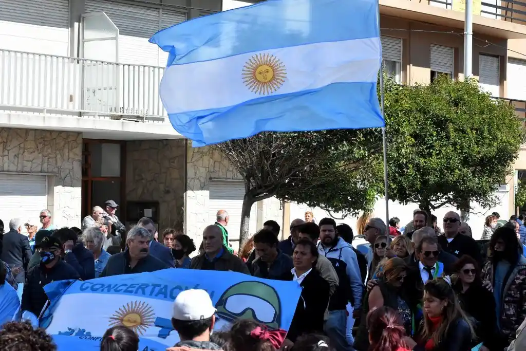 41 años de Malvinas en Mar del Plata: Qué dicen los ex combatientes sobre la canción de Qatar