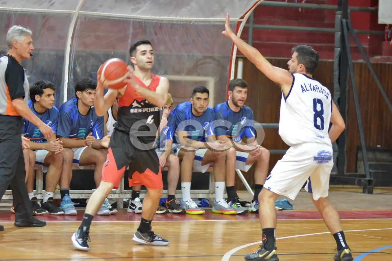 Di Salvo, marcado por Gutiérrez en el juego de la primera rueda.