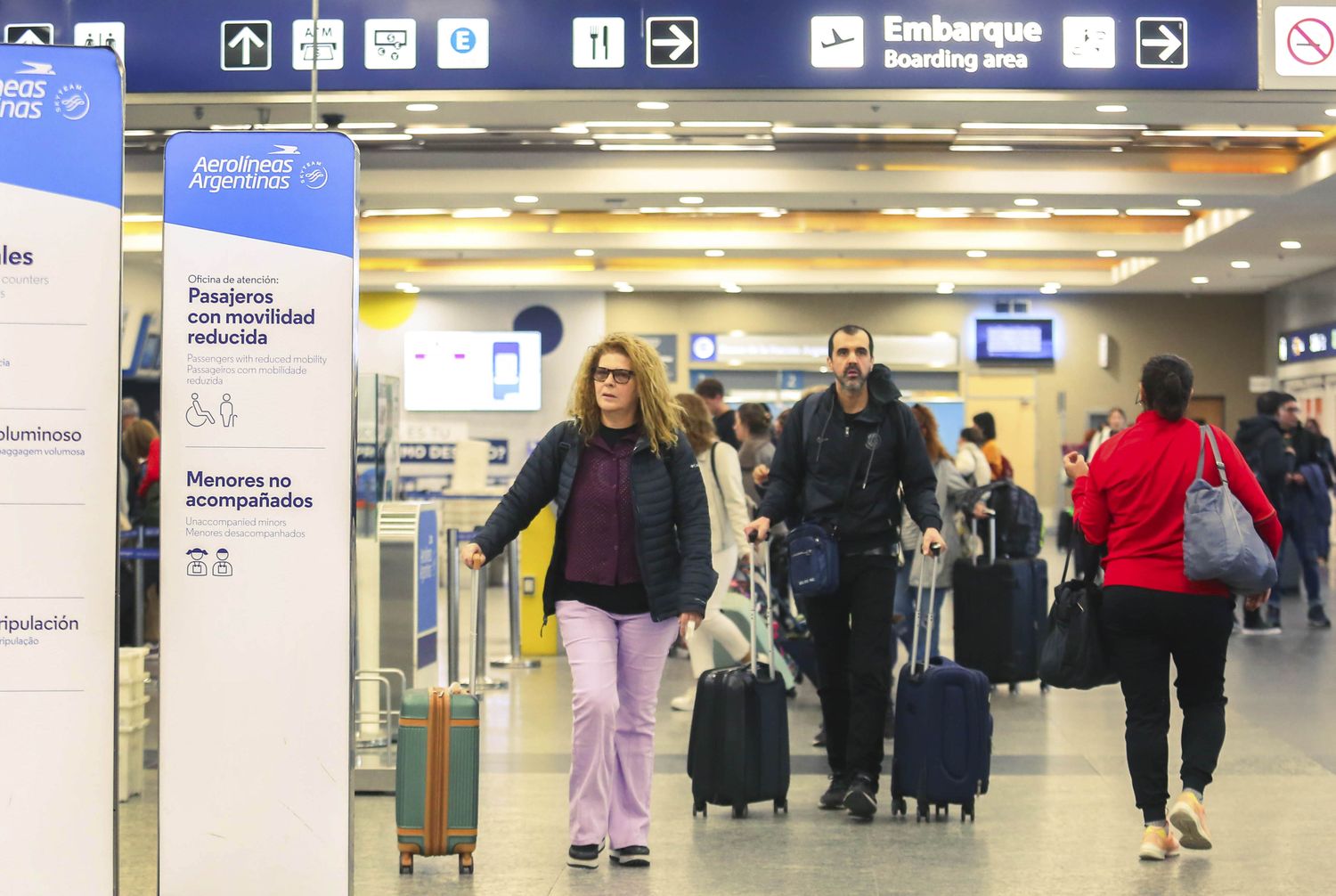 Con buen clima y tránsito intenso, arrancó el fin de semana que promete otro récord