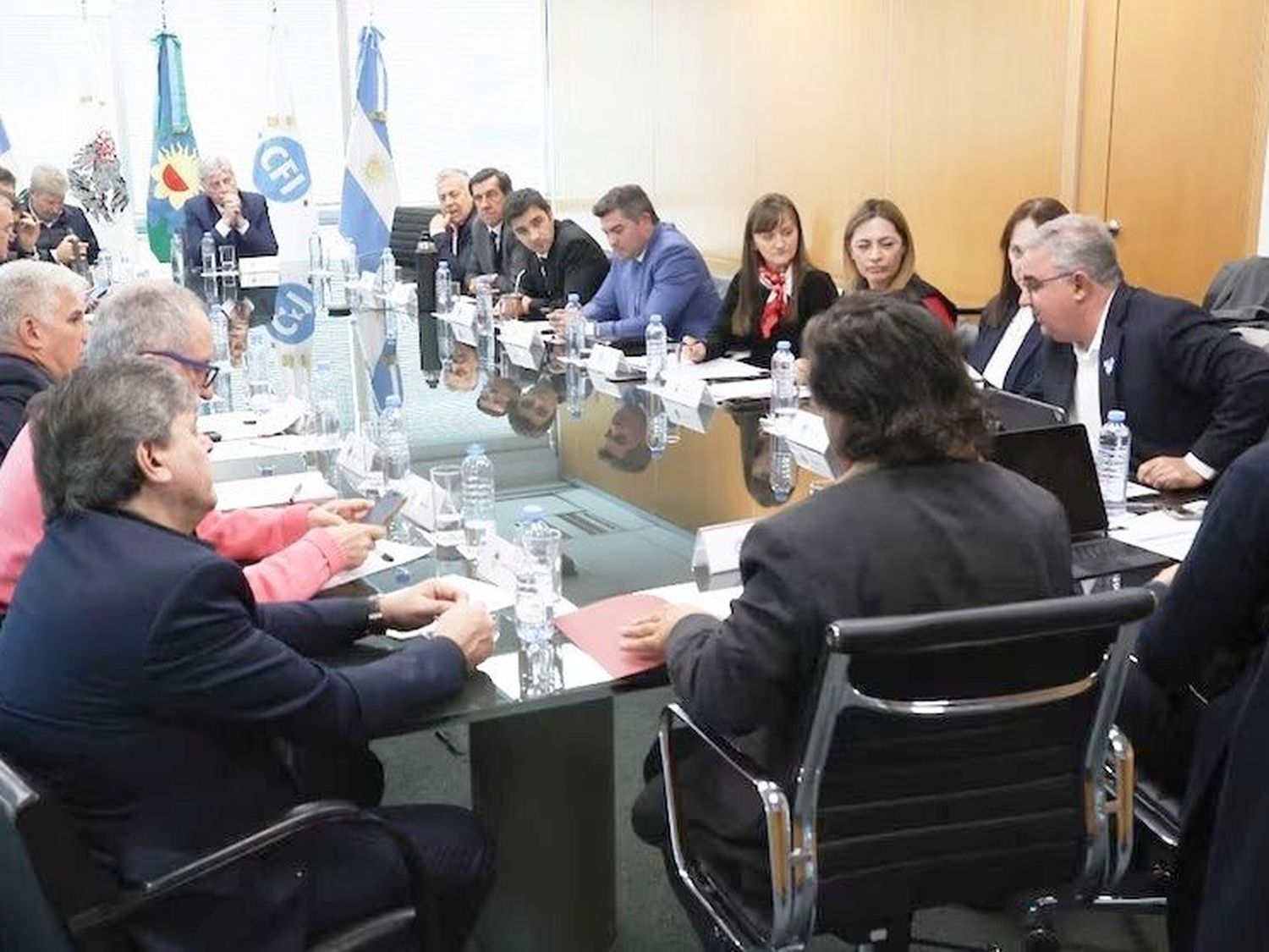 Pelea por los fondos: el Gobierno no logra
recomponer su relación con las provincias