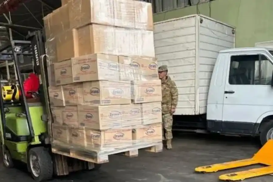Sin novedades sobre los alimentos, Santa Fe espera la leche que estaba retenida en Buenos Aires
