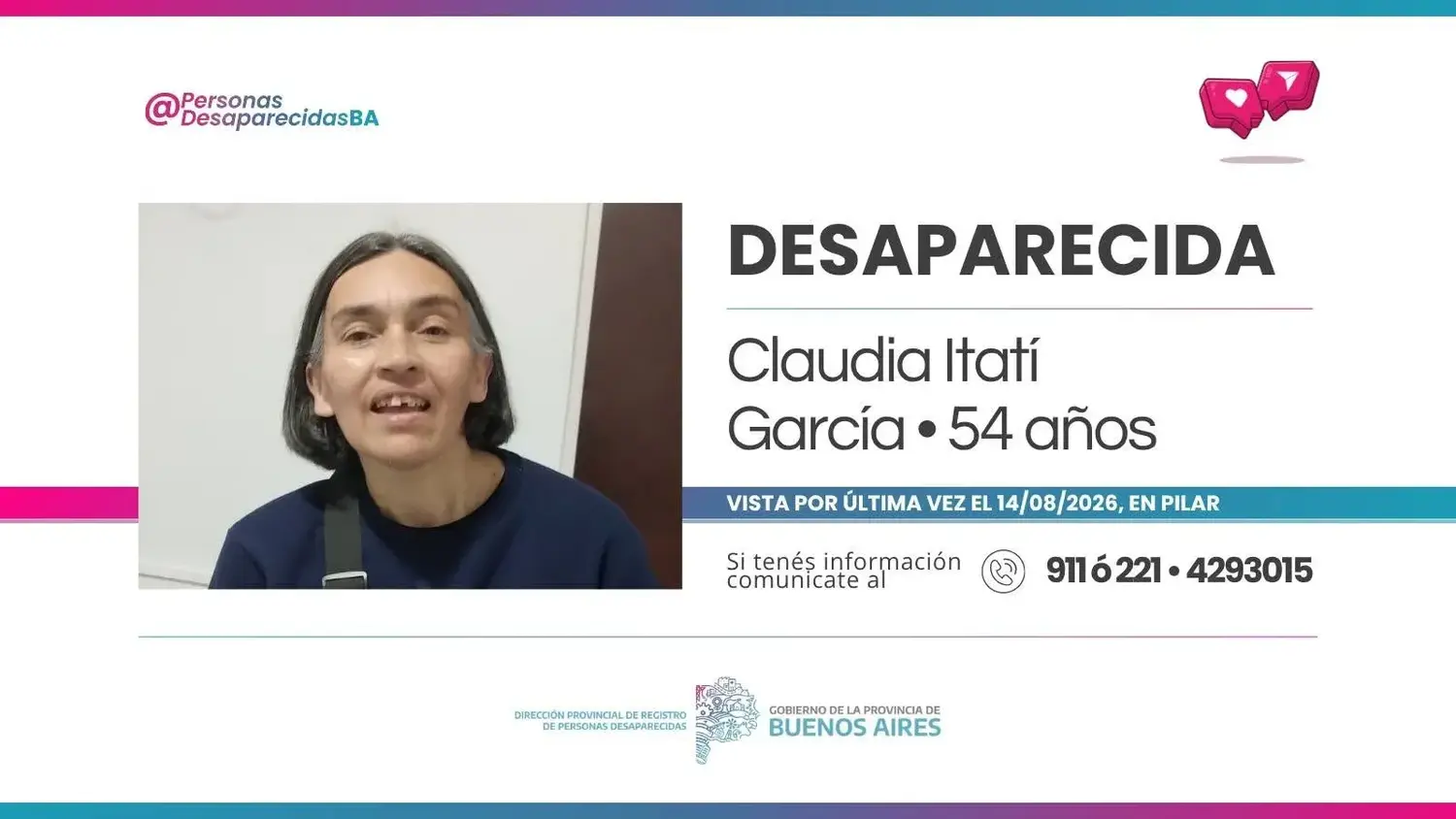 La mujer necesita asistencia médica.