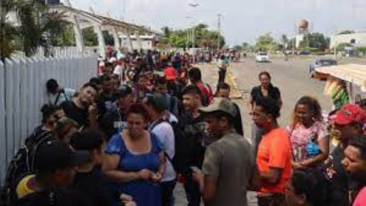 ¡TÍTULO 42 TIENE LOS DÍAS CONTADOS! Albergues en frontera EE.UU. – México se preparan para cruce masivo de migrantes