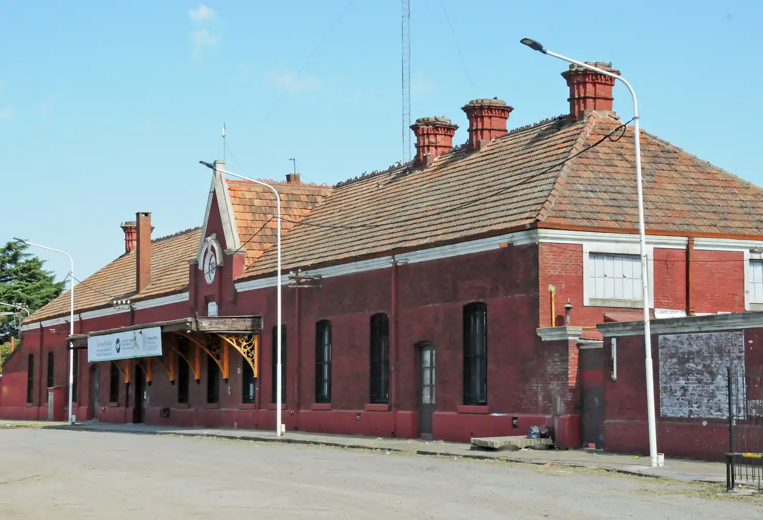 La proyección especial de cine al aire libre será en la Estación de Trenes.