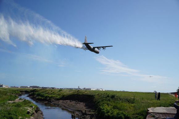 Incendios en California: despliegan más aviones Hercules y 10 helicópteros de la US Navy