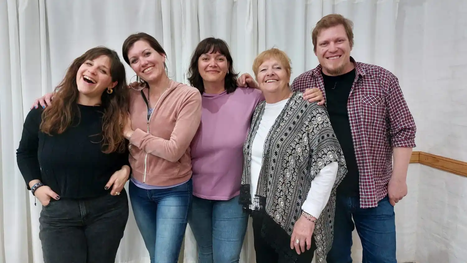 Teatro por el teatro: festival en San Cayetano para ayudar en la reconstrucción
