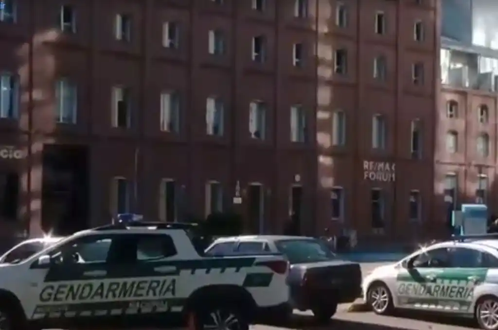 Seis allanamientos en Rosario por lavado de activos y contrabando