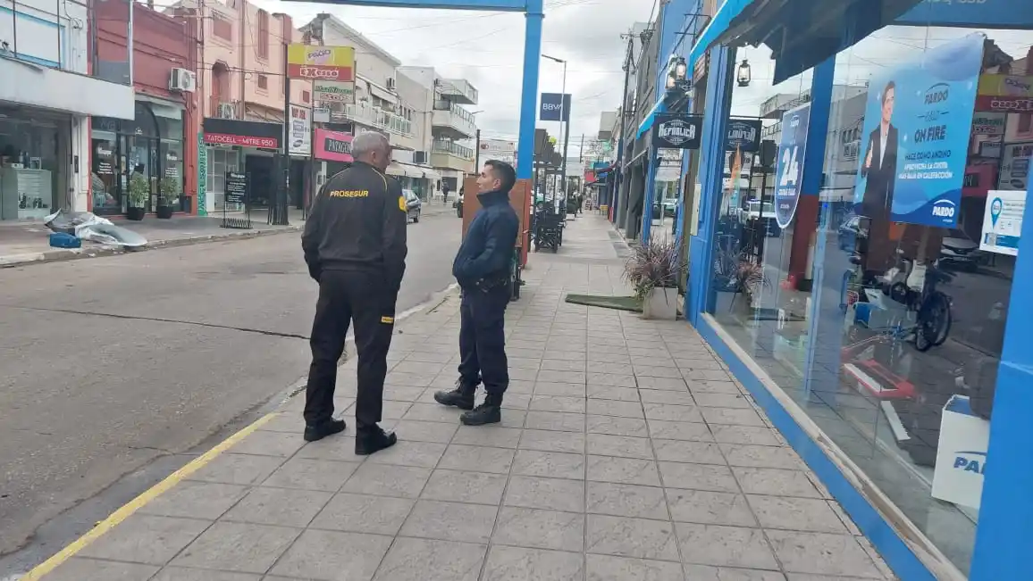 Amenaza de bomba en el Banco Francés: evacuaron el edificio